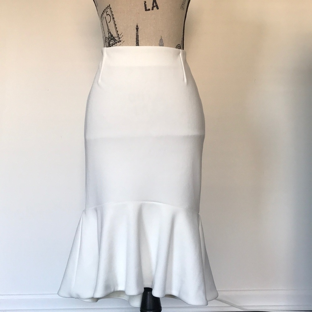 H&M off white peplum stretch high low skirt sz8